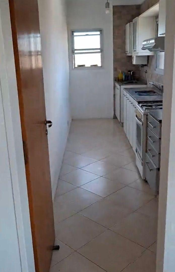 Foto de DEPARTAMENTO UBICADO EN AVENIDA ITALIA FRENTE A PLAZA DE LOS BOMBEROS, imagen 5