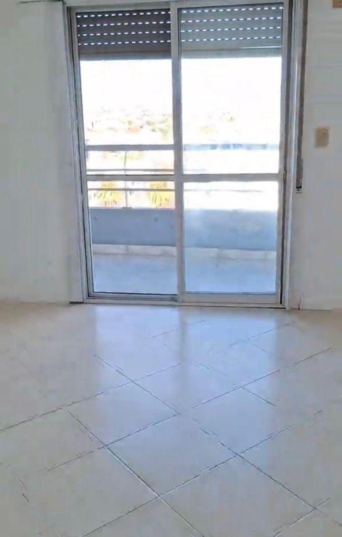 Foto de DEPARTAMENTO UBICADO EN AVENIDA ITALIA FRENTE A PLAZA DE LOS BOMBEROS, imagen 2