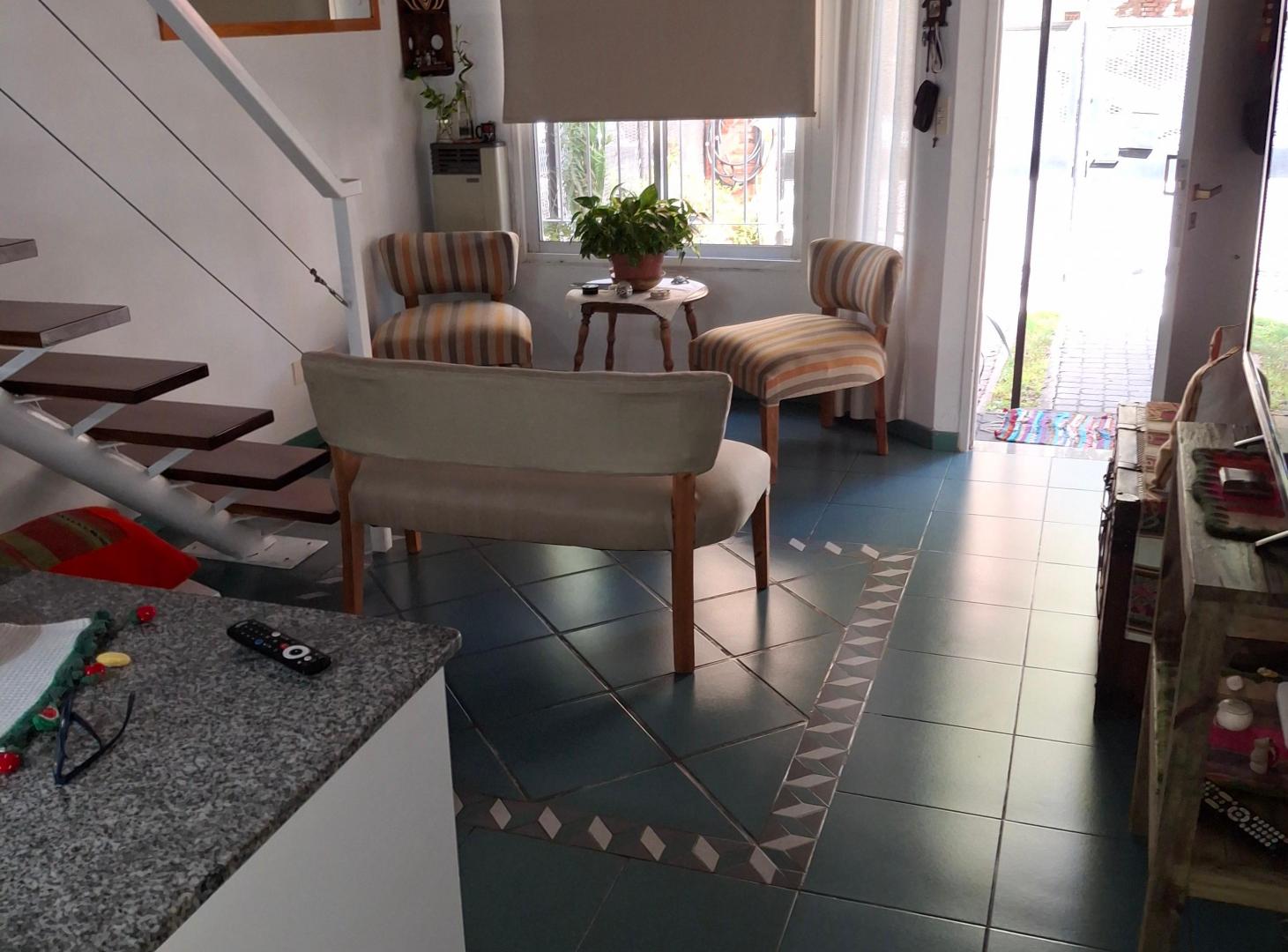 Foto de SE TRATA DE UN DUPLEX DE 2 AMBIENTES CON PLAYROOM EN EXCELENTE ESTADO, imagen 4