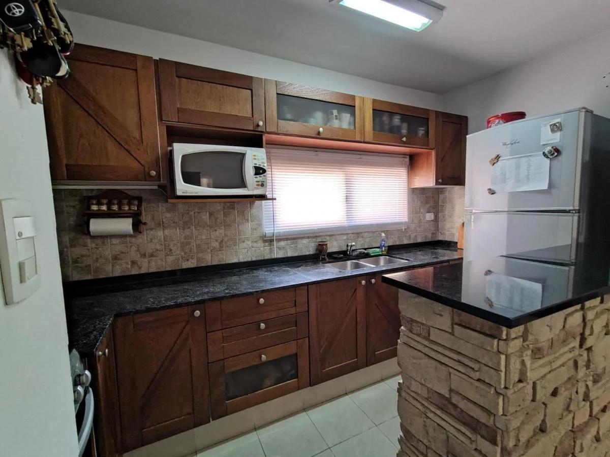 Foto de VENTA - CASA 3 DORM. - B° EL REFUGIO - ZONA NORTE CORDOBA CAPITAL., imagen 5
