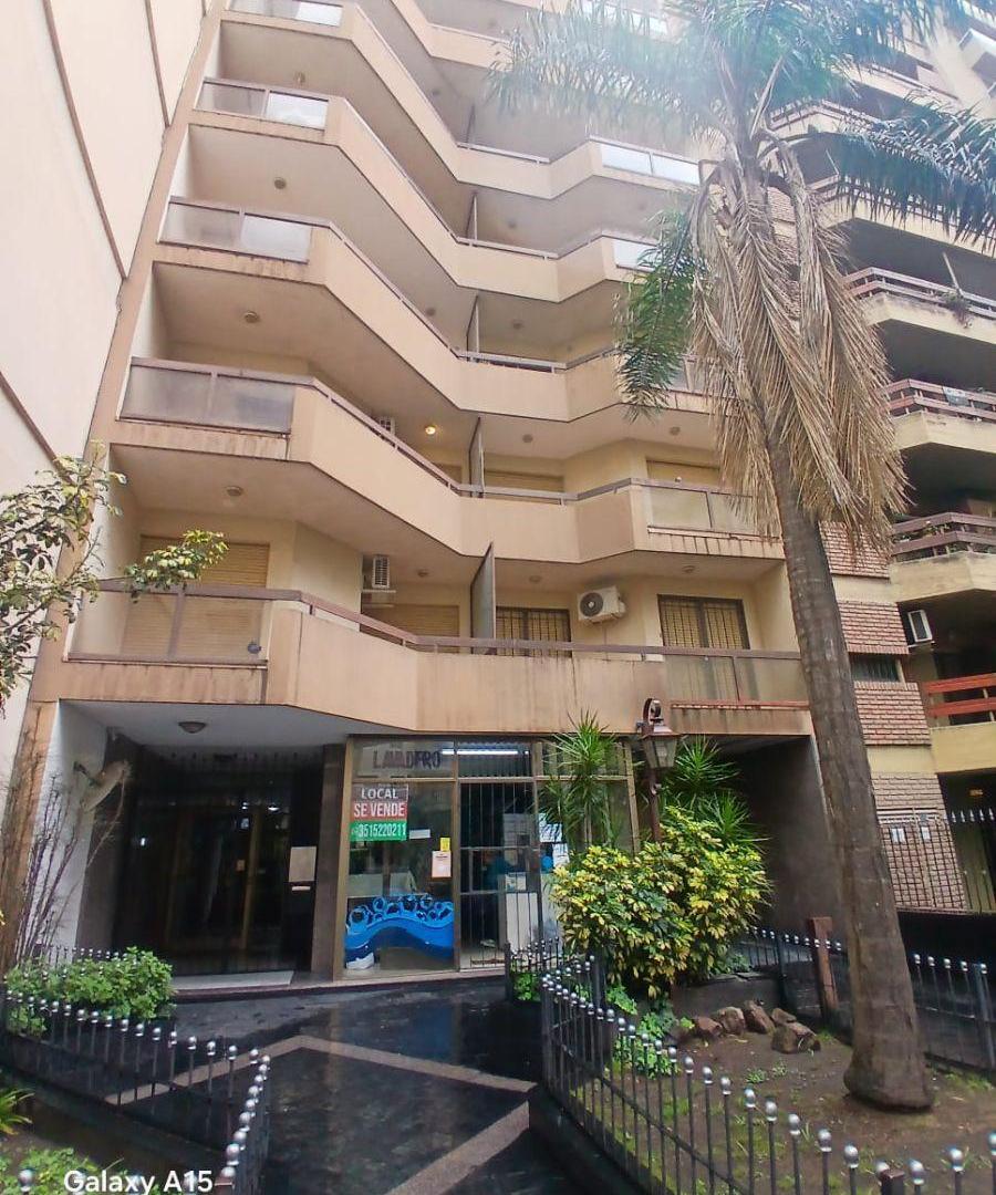 Foto de VENTA - LOCAL COMERCIAL - B° NUEVA CORDOBA!!!, imagen 2