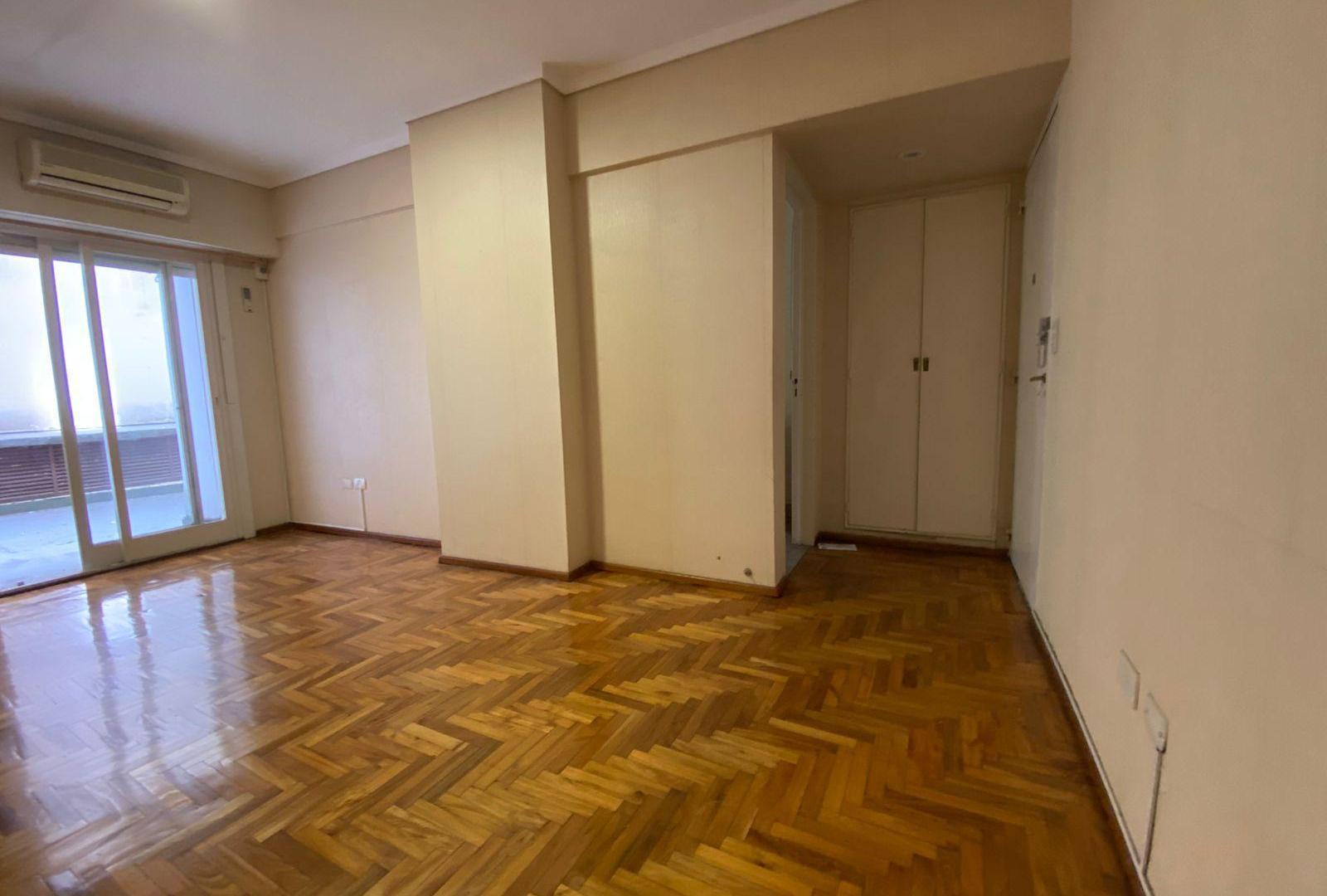 Foto de Oficina - Consultorio 2 amb. con patio - Apto Profesional, imagen 2