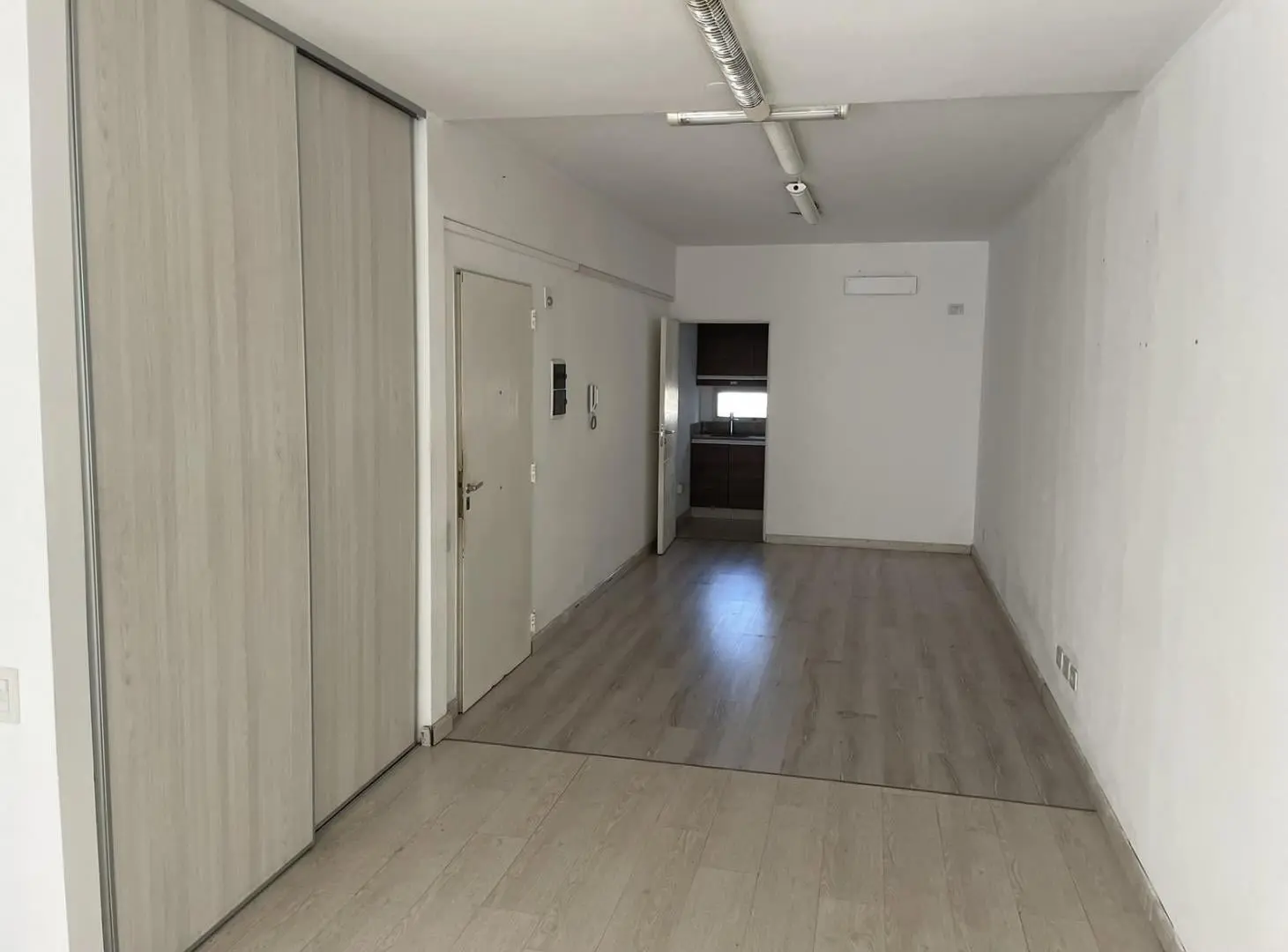 Oficina en Alquiler - Edificio Corporativo 4