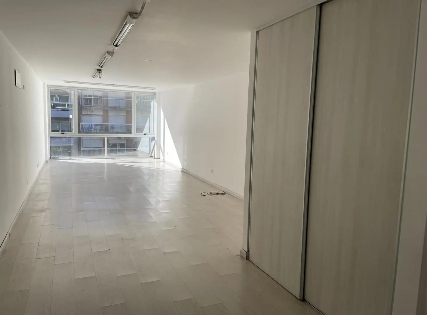 Oficina en Alquiler - Edificio Corporativo 5