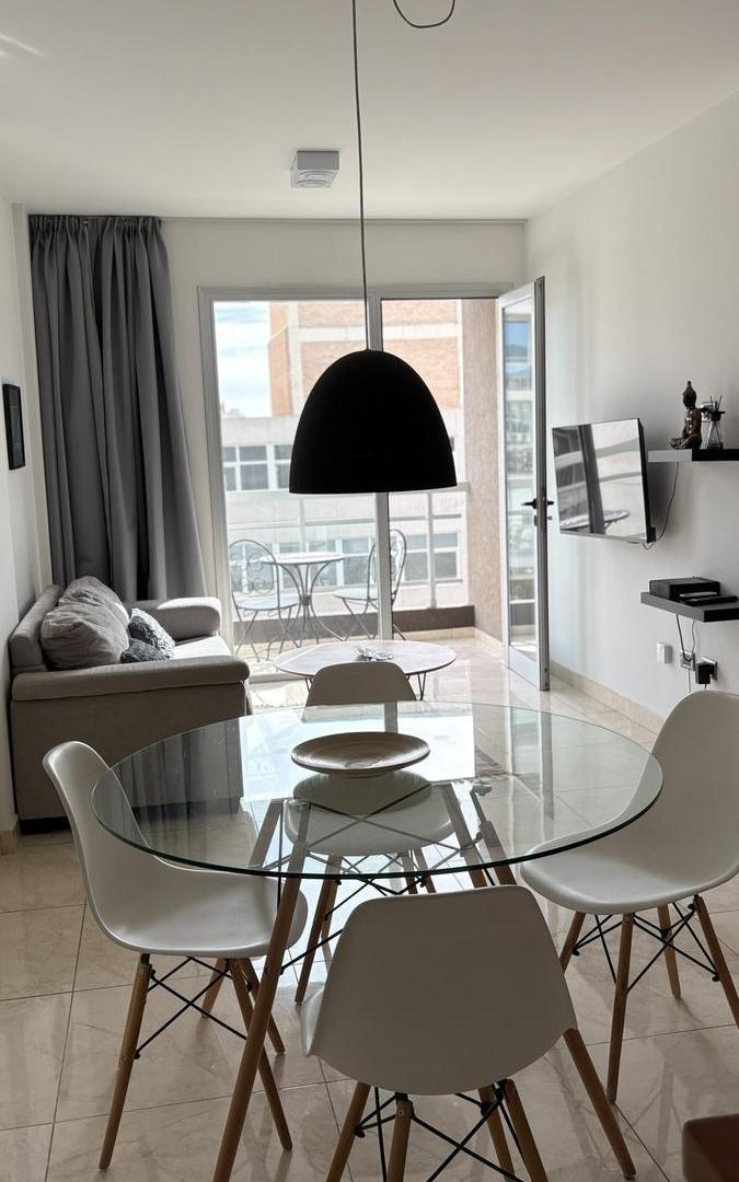 Alquiler: Departarmento de 1 dormitorio en pleno centro de Neuquén Capital