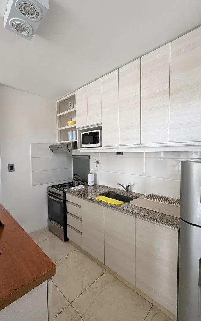 Alquiler: Departarmento de 1 dormitorio en pleno centro de Neuquén Capital 3