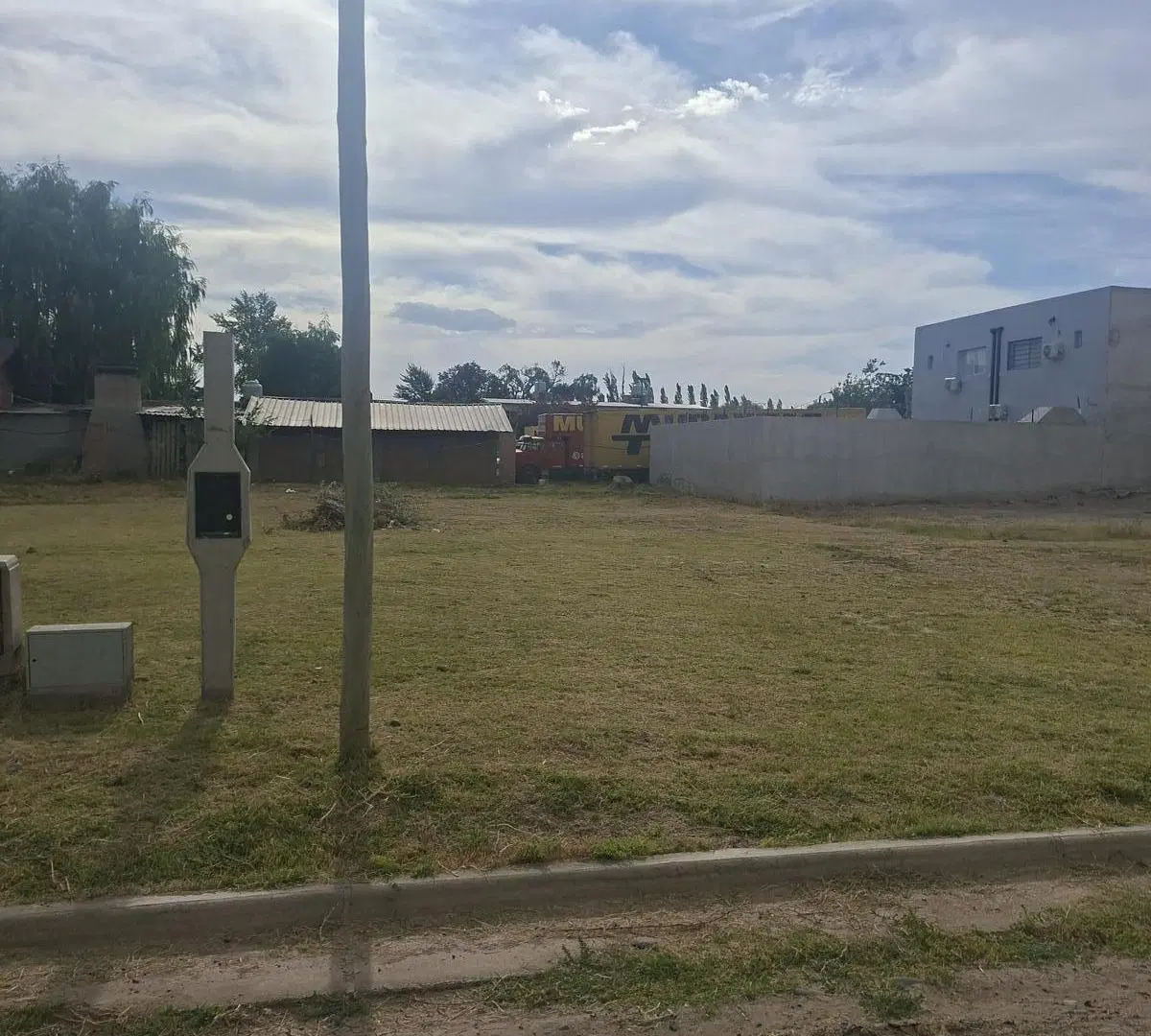 Terreno en República de Italia al 5900 casi Necochea, Los Patos 4