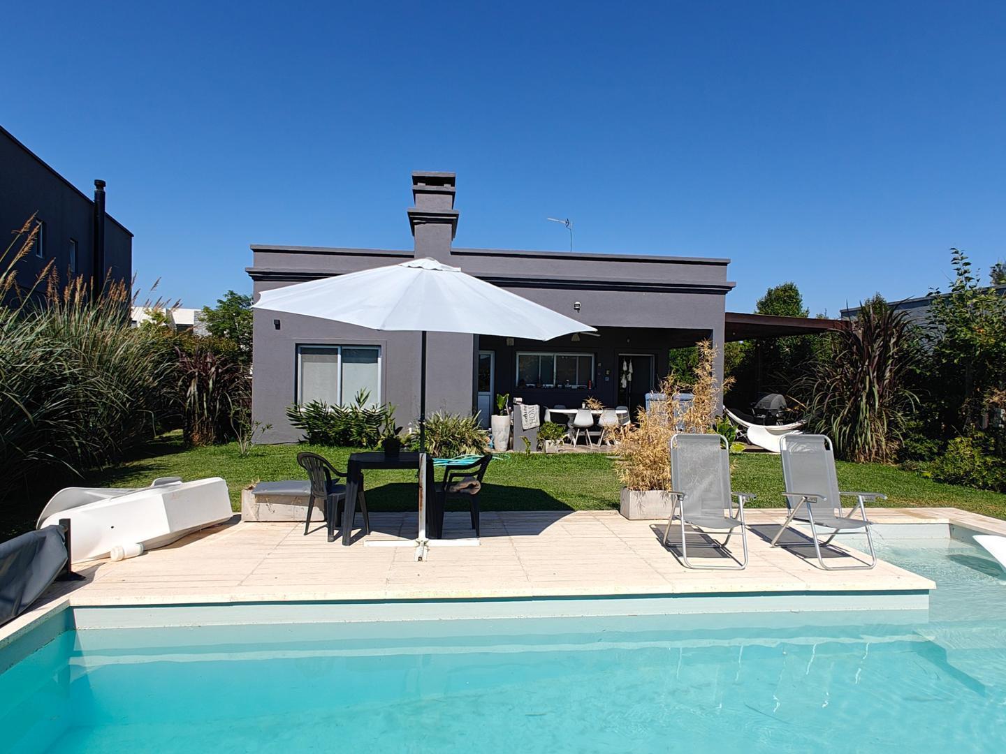 Casa en venta San Ramiro Pilar del Este