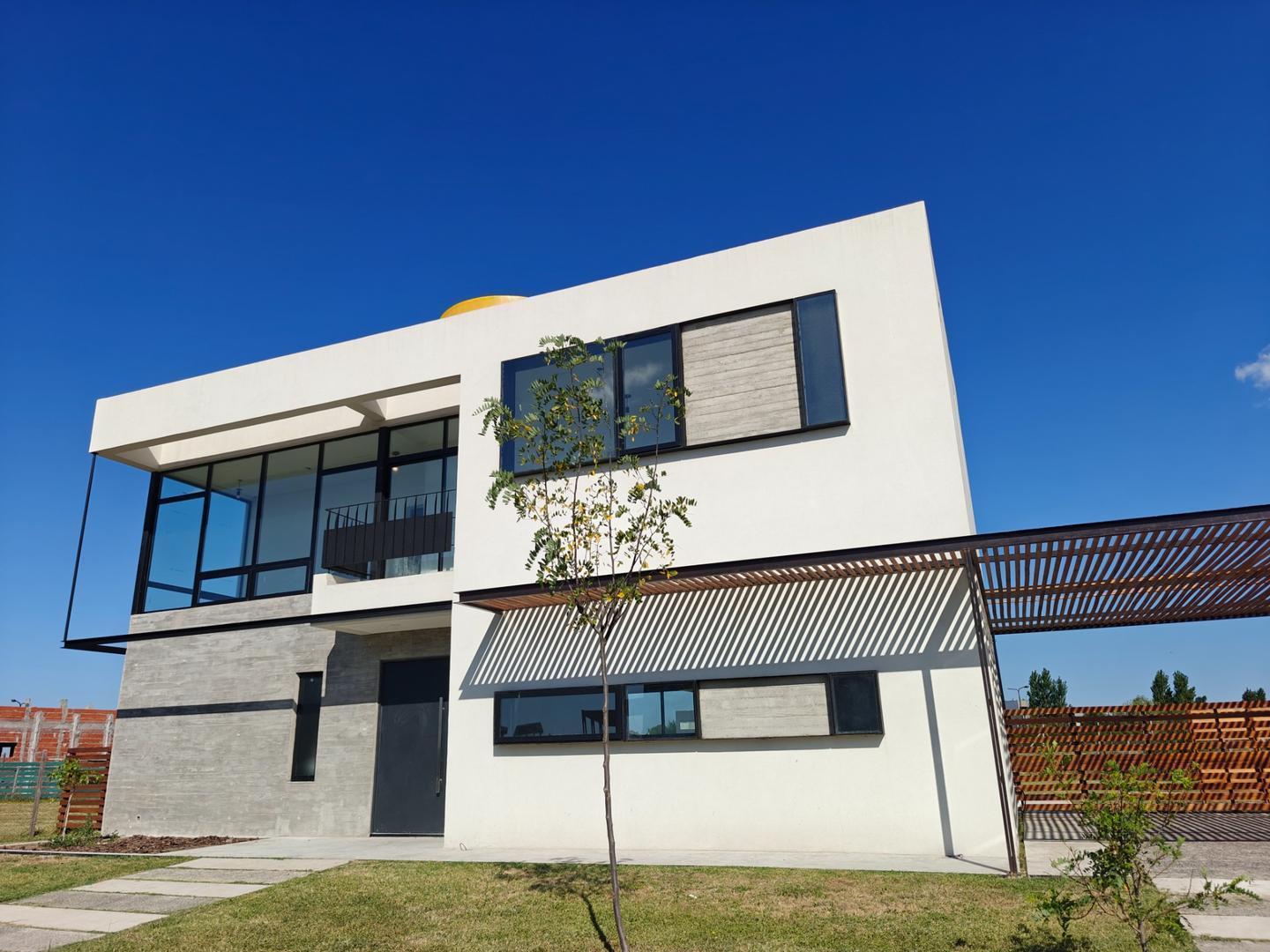 Casa en venta en San Sebastian con Financiacion!