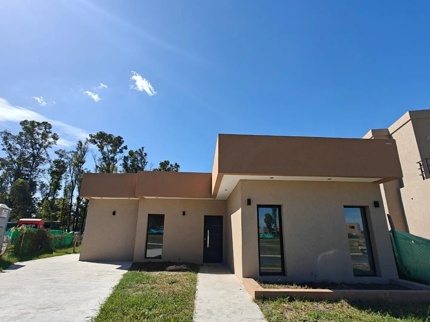 Casa en venta en Santa Sofia Pilar del Este 1