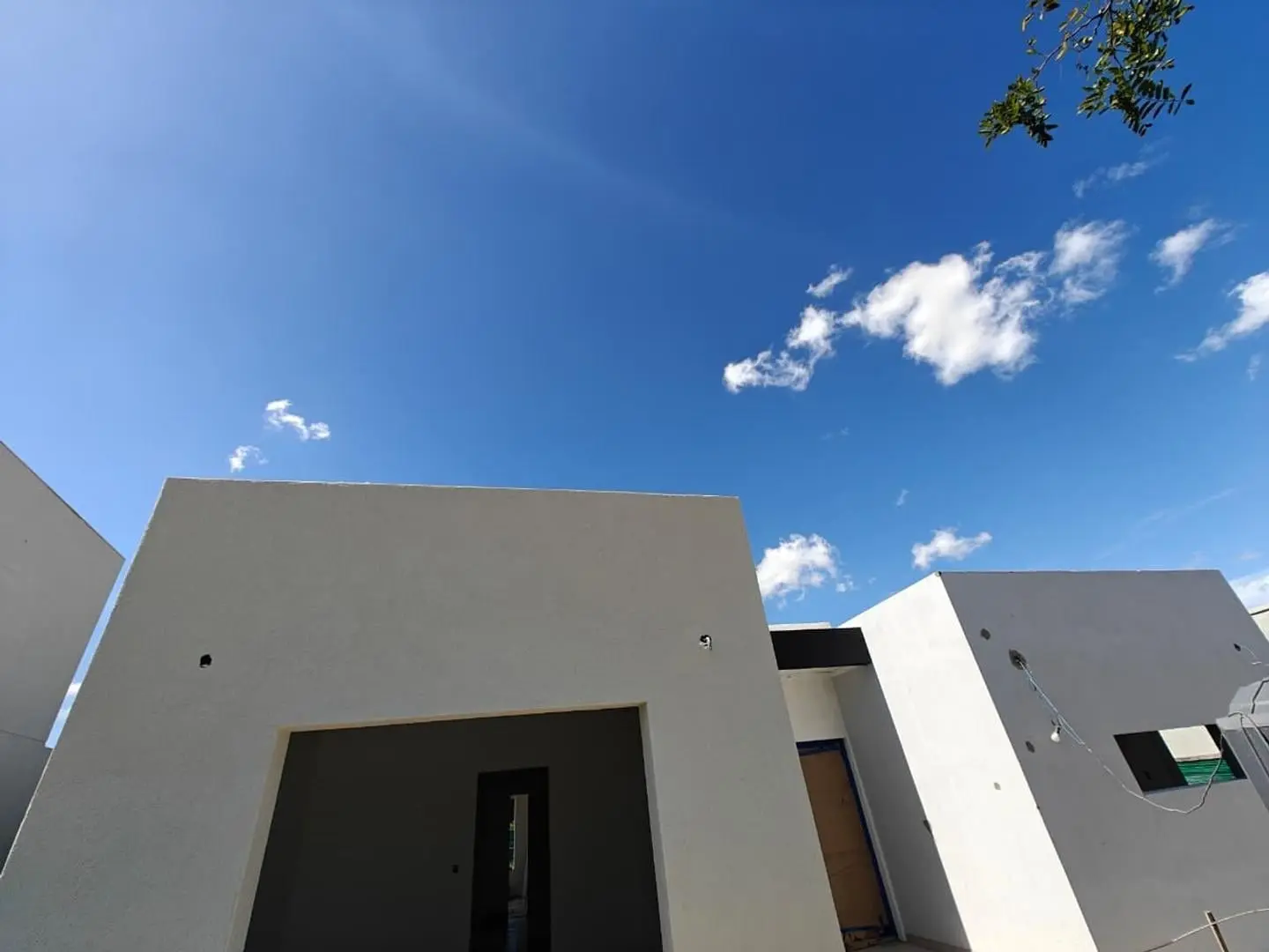Casa en venta en San Ramon, Pilar del Este. Oportunidad! 2
