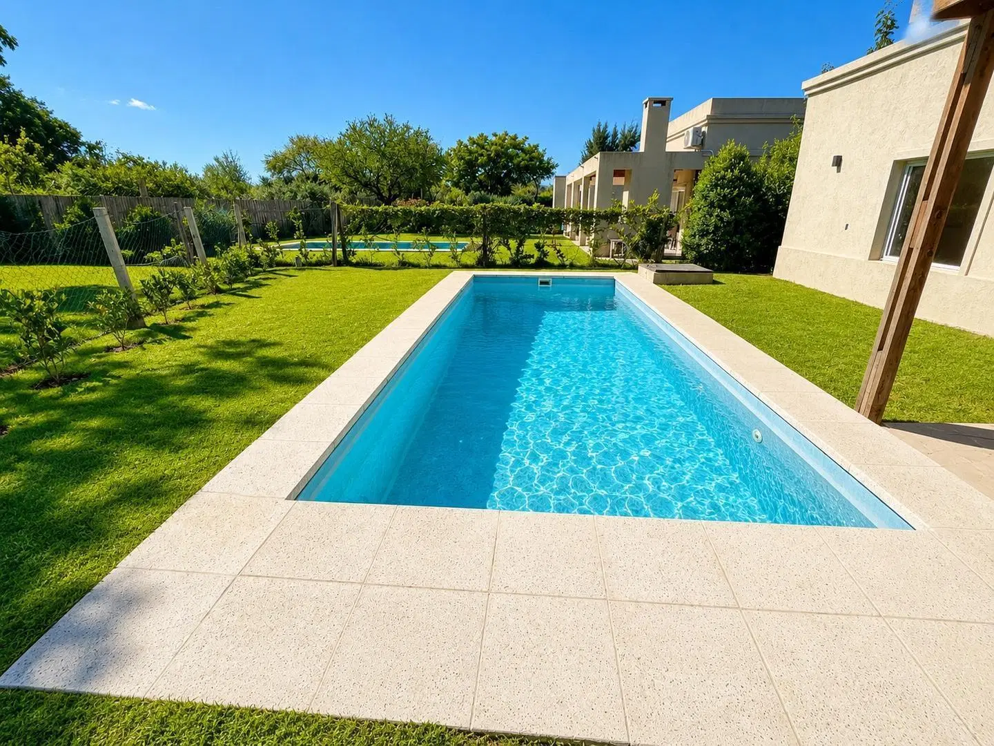 casa con pileta en San Eduardo V 8