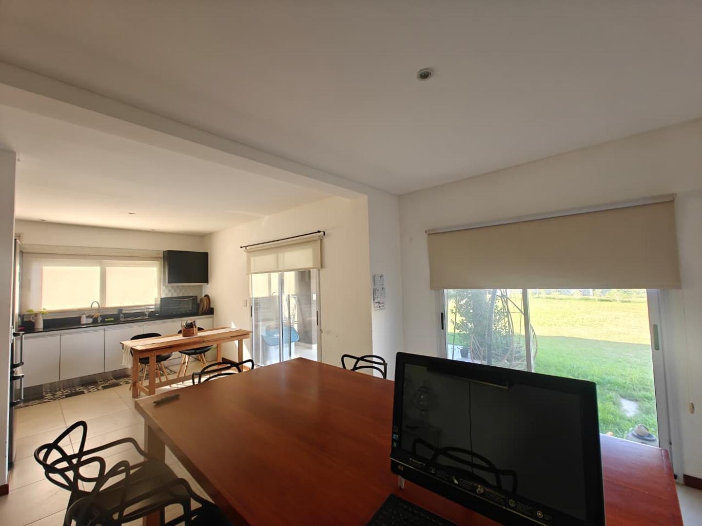 Foto de Casa de 5 ambientes en San Ramiro Pilar del Este, imagen 5