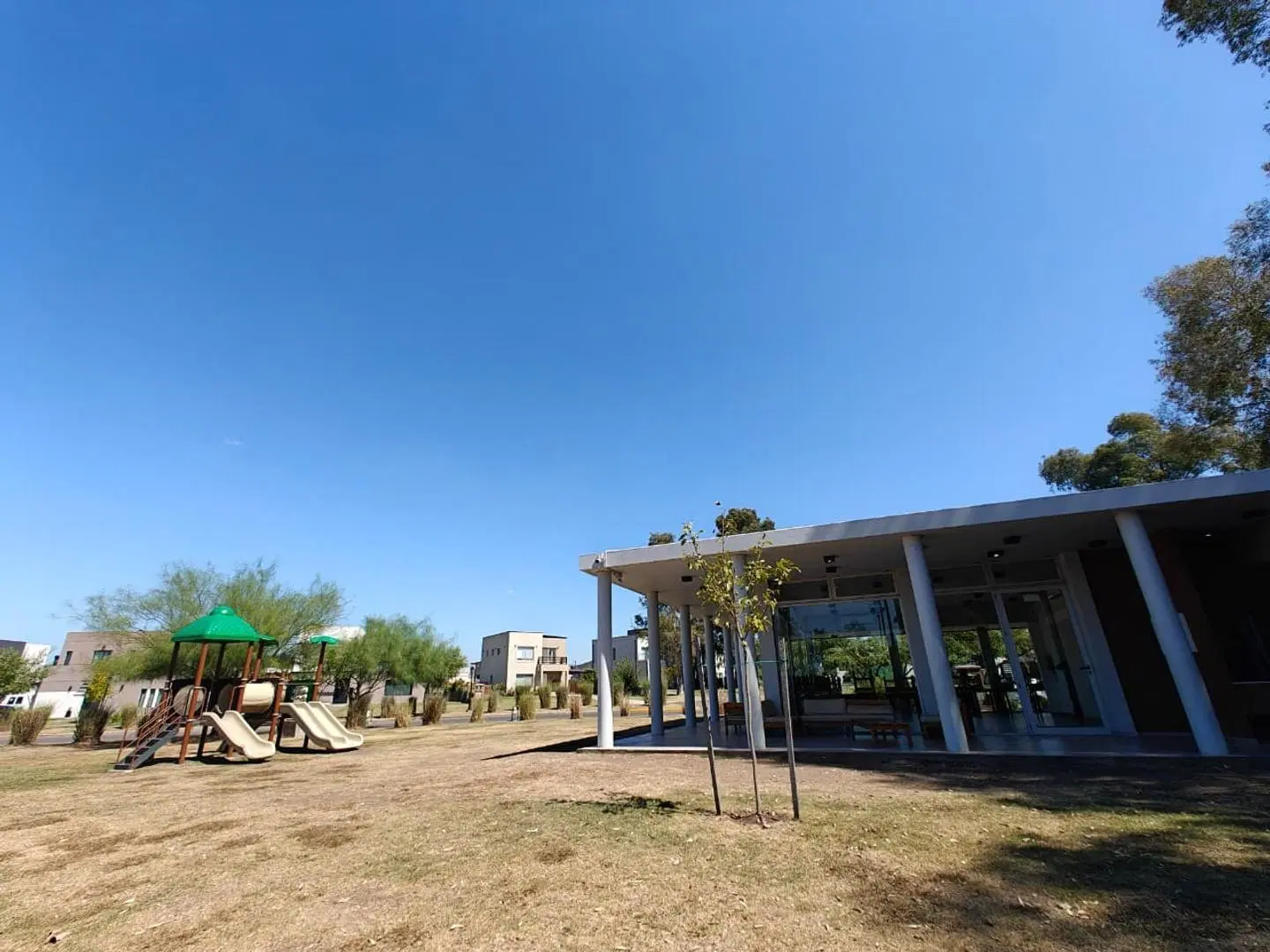 Lote en Santa Elena Pilar del Este 2