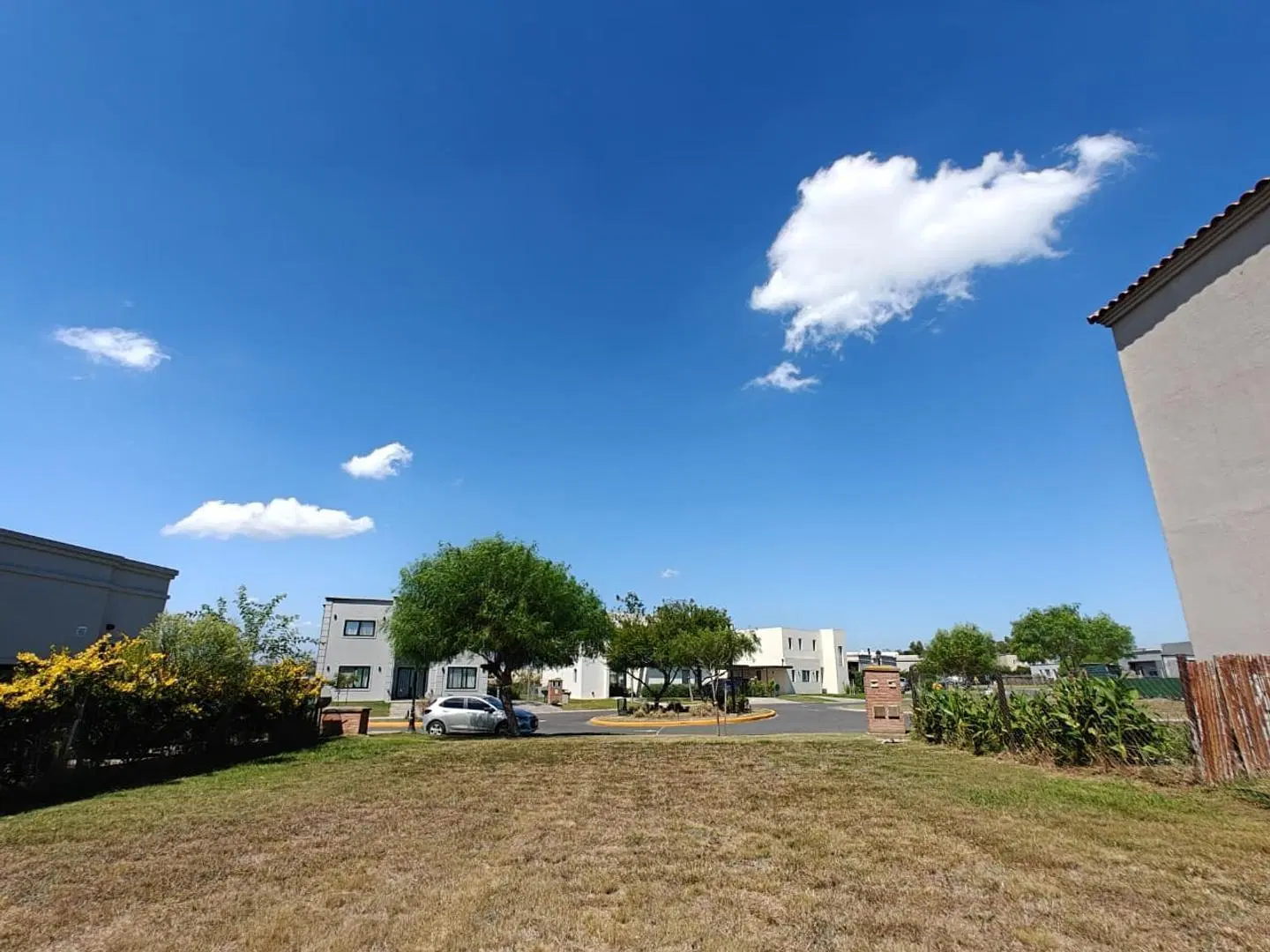 Lote en Santa Elena Pilar del Este 3