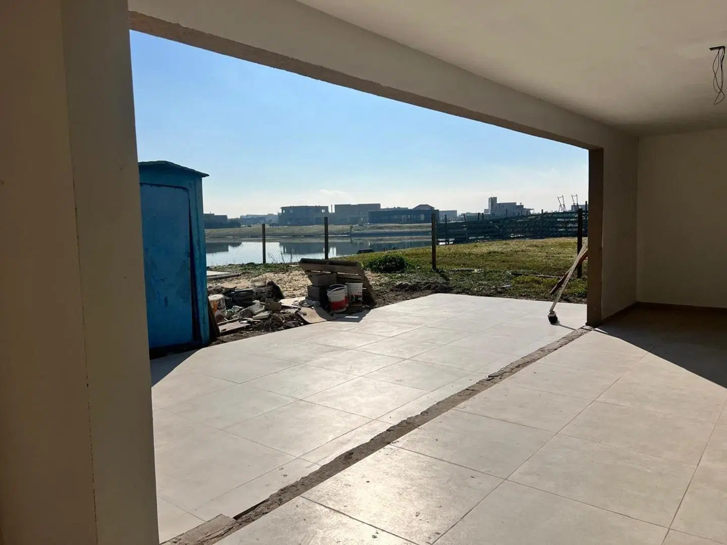 casa a la laguna con pileta en San Sebastian 2
