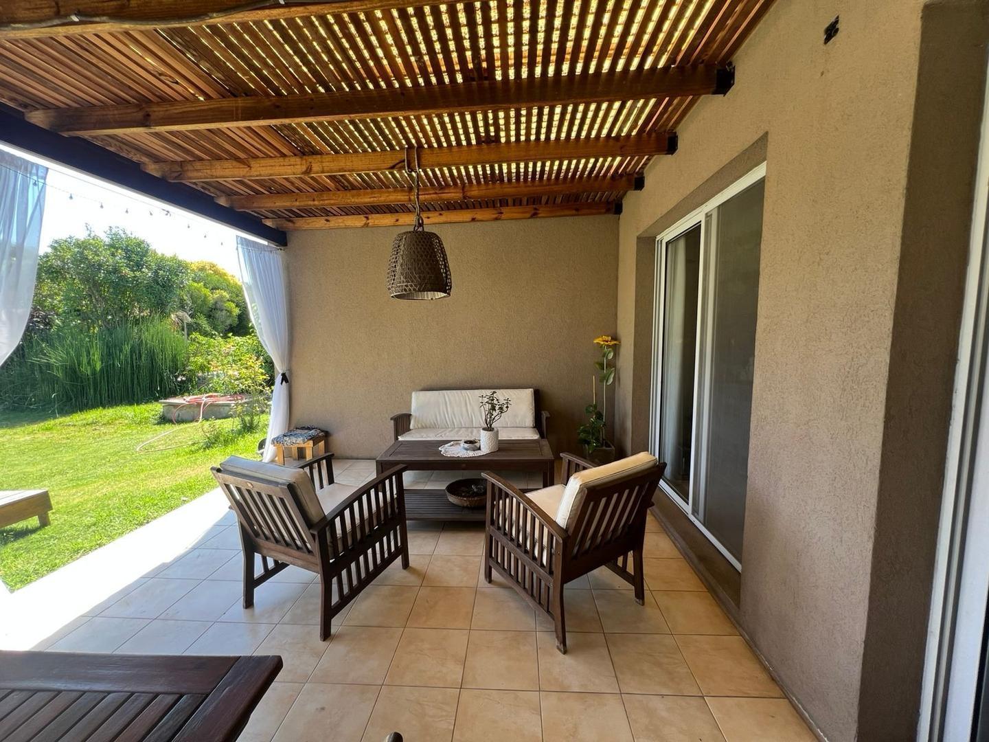 Foto de Casa en venta en El Recodo km 38 del ramal Pilar, imagen 2