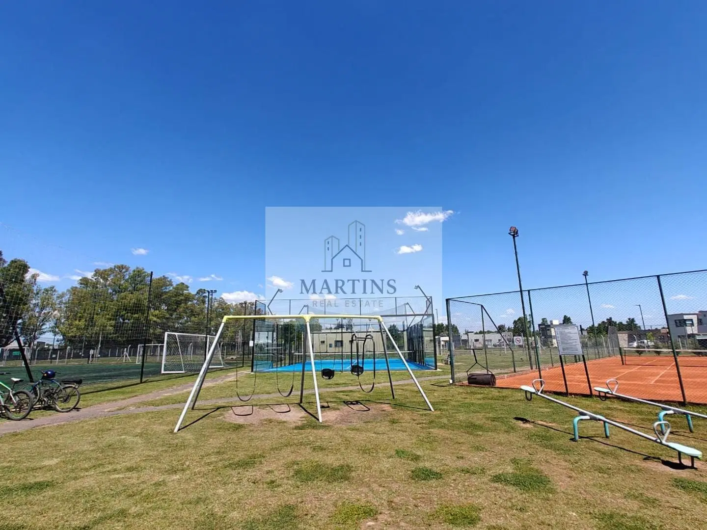 Casa en venta en Pilar del Este Santa Lucia 5