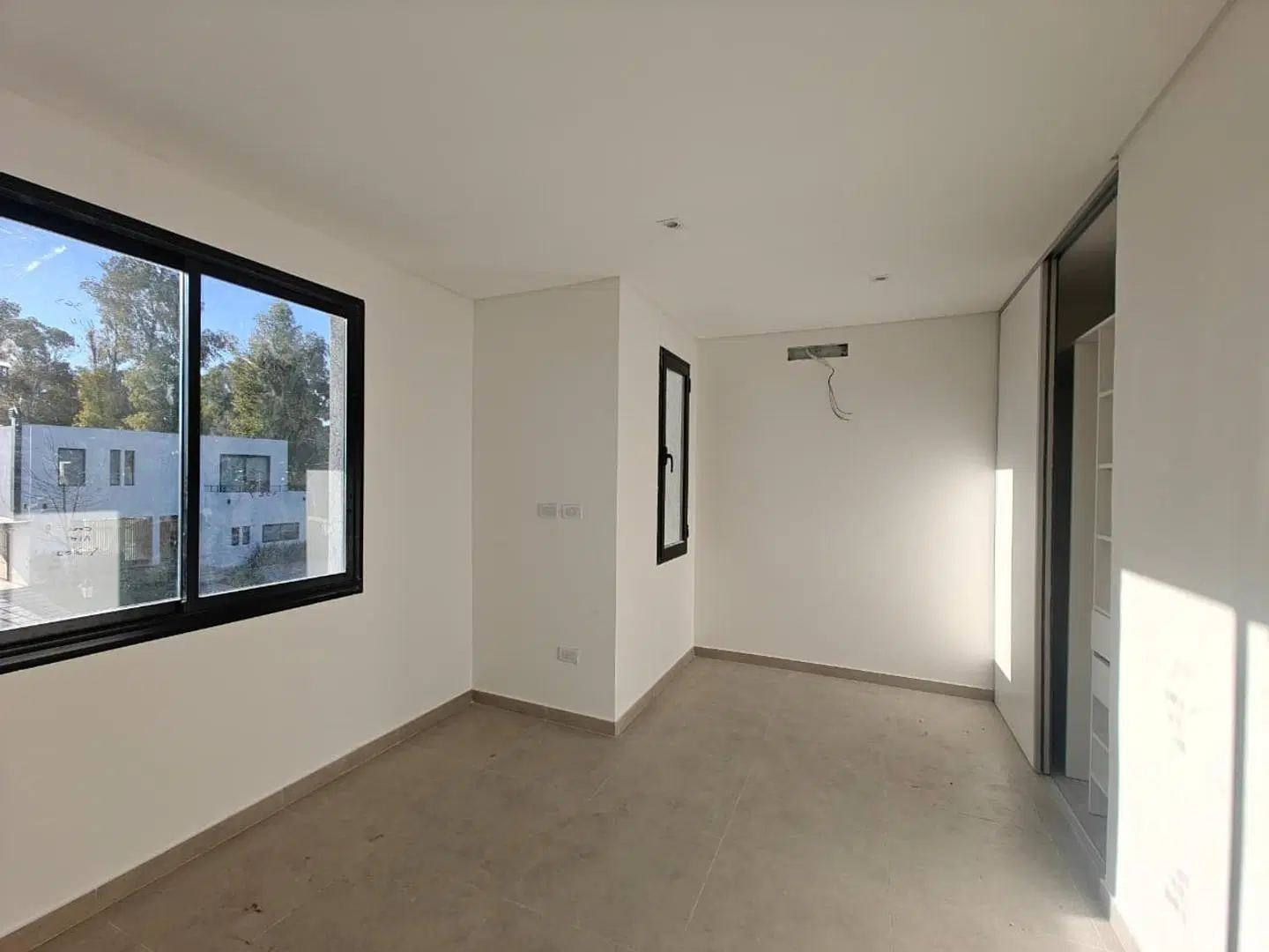 Casa en venta en Pilar del Este Santa Lucia 5