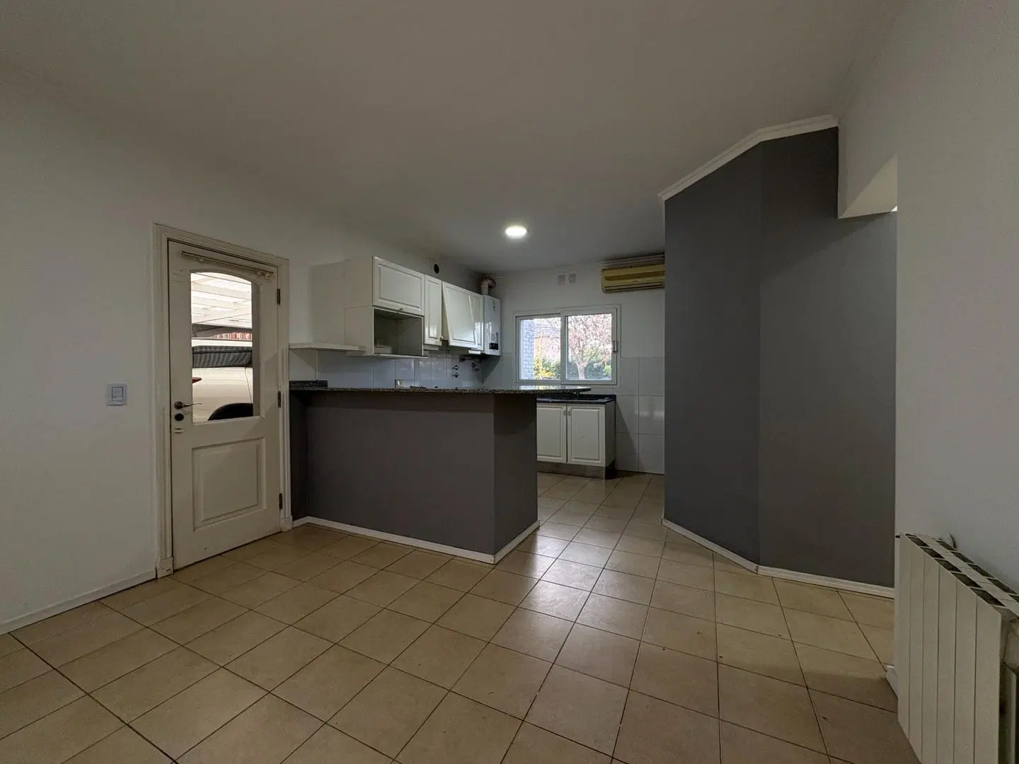 Casa en alquiler, 4 habitaciones con pileta, Pilar Del Este 2