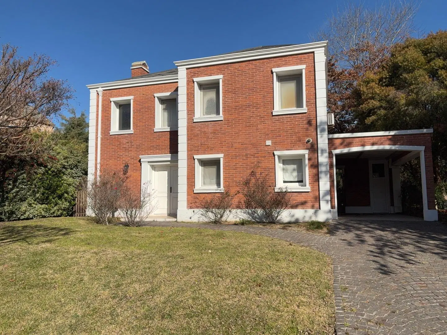 Casa en venta CON ESCRITURA - 3 dormitorios - Pilar del Este 5