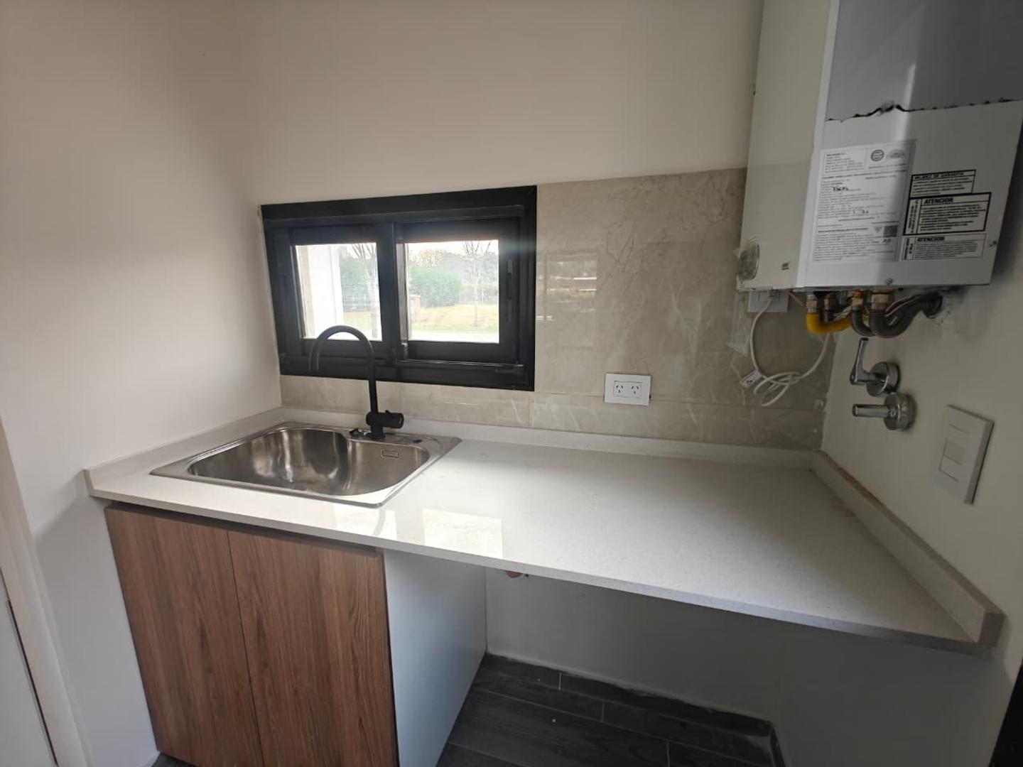 Foto de Casa con pileta en Pilar del Este San Ramon, imagen 1