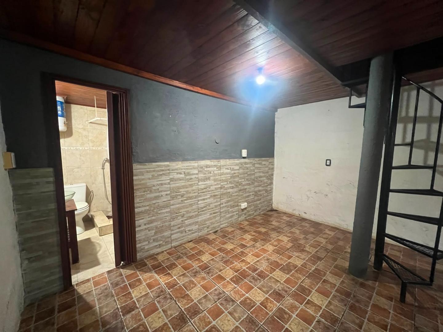 Foto de ALQUILER ANUAL DE VICENZO GRANDE 3 AMBIENTES PILAR, imagen 5