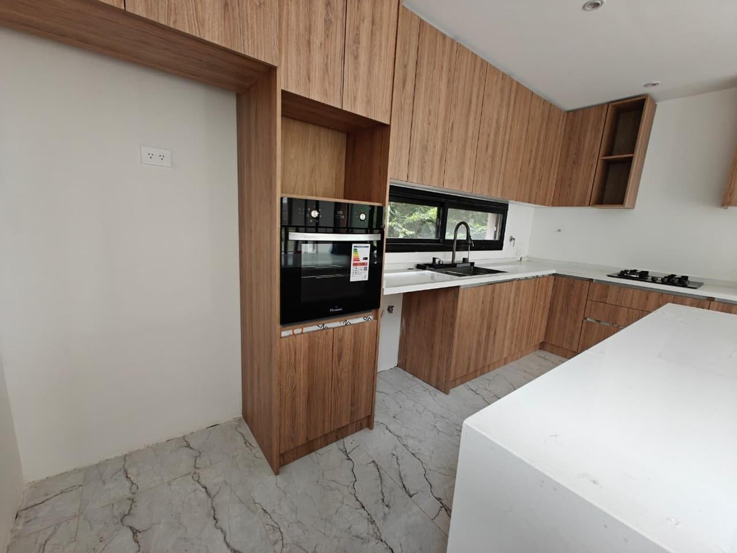 Foto de Casa en venta 5 ambientes en Santa Guadalupe Pilar del Este, imagen 1