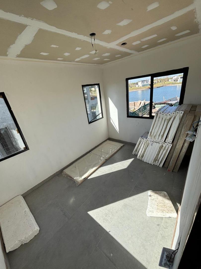 Foto de casa con pileta a la laguna San Sebastian, imagen 2