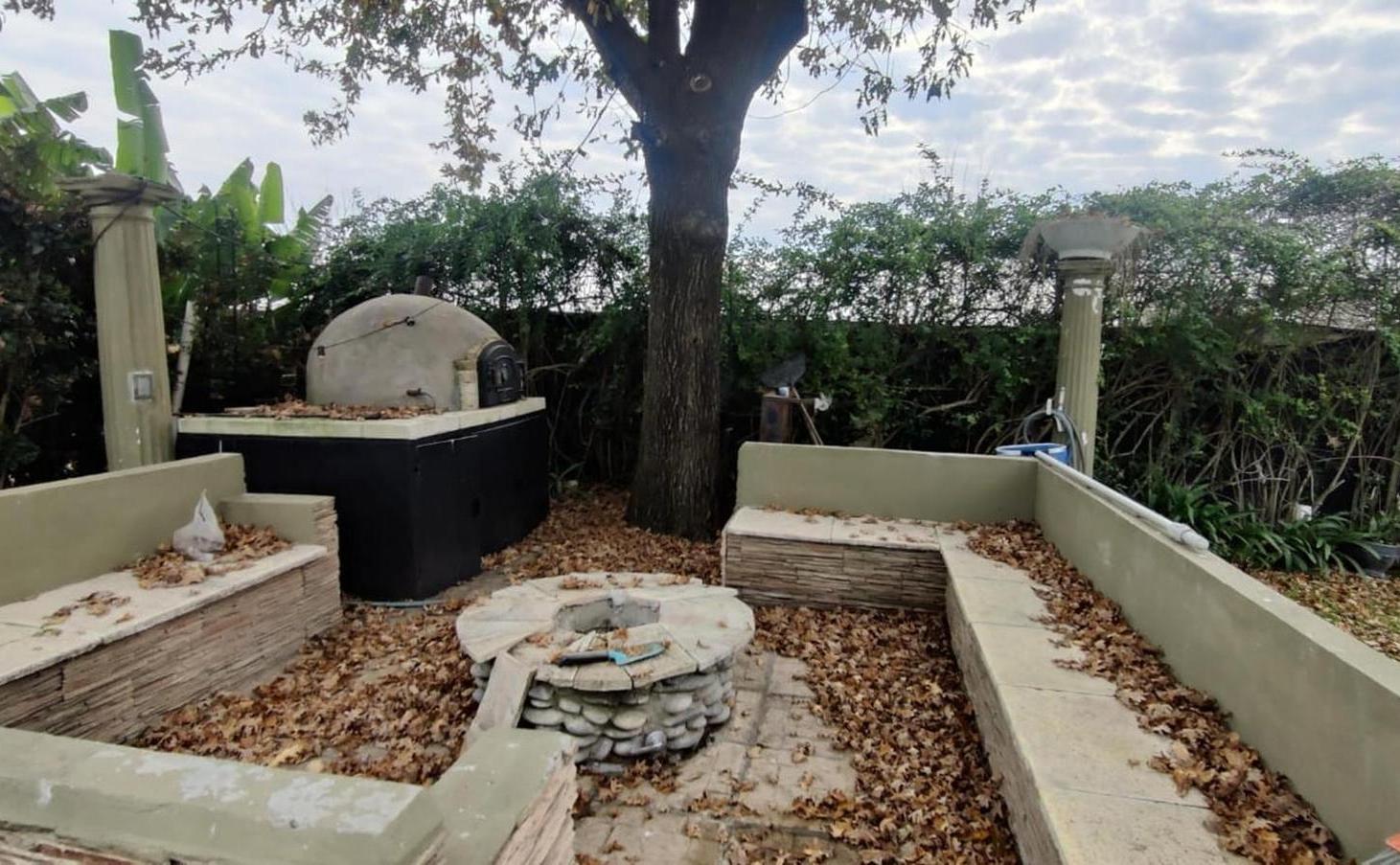 Foto de Casa en Los Sauces 8 ambientes Apta credito, imagen 4