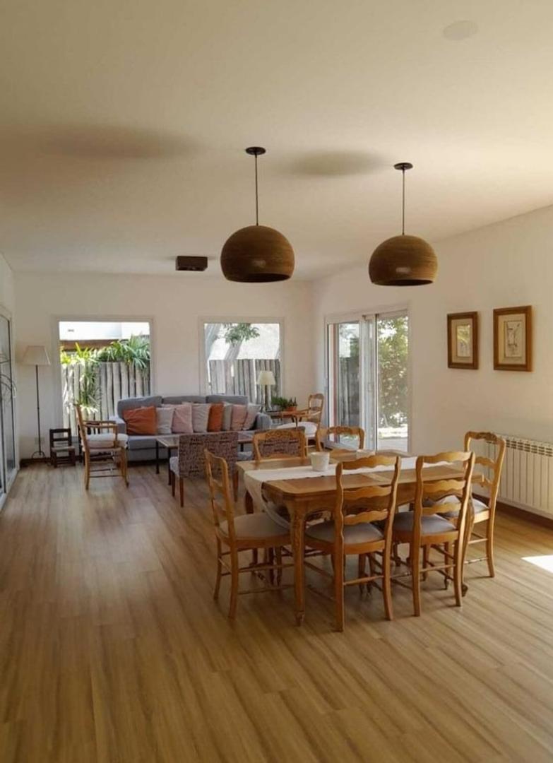 Foto de Casa con pileta en venta Pilar del Este Santa Guadalupe, imagen 4