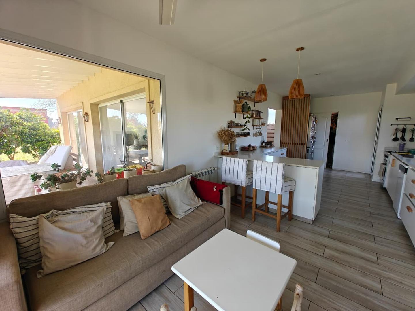 Foto de Casa con pileta en Pilar del Este Santa Lucia, imagen 3
