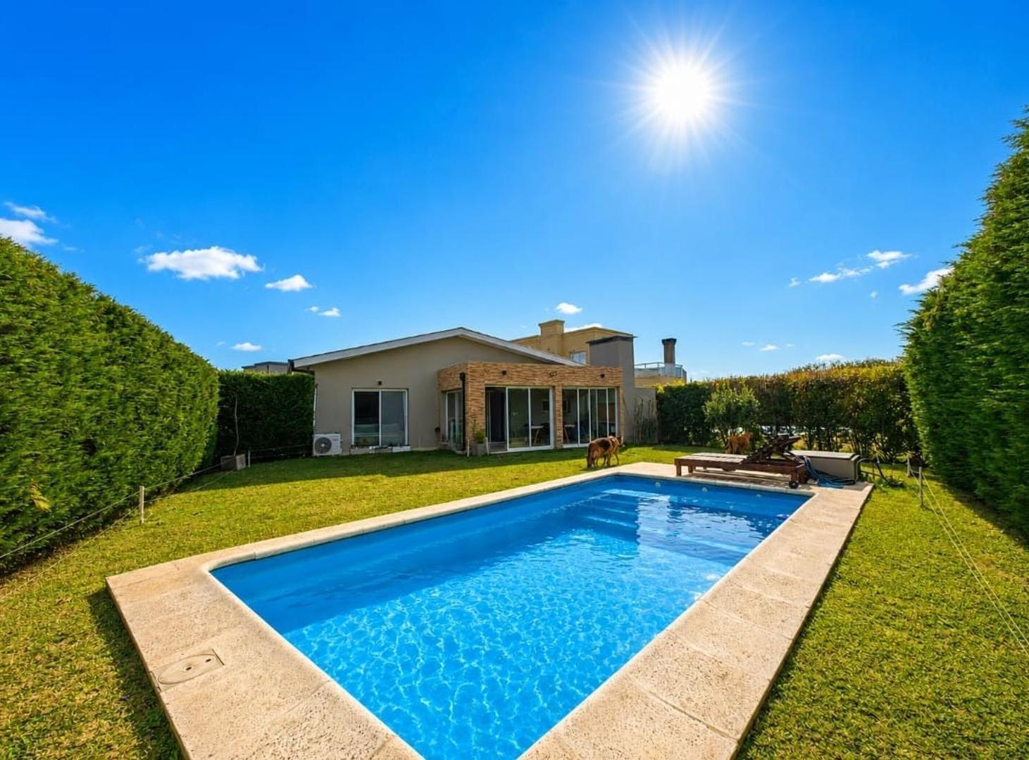 Foto de Casa con pileta en Pilar del Este Santa Elena, imagen 1