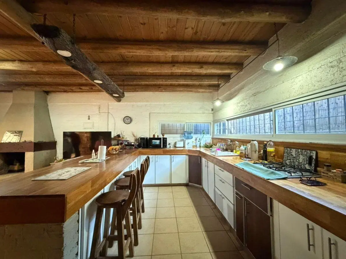 Casa Quinta en Alquiler en Maipú – Ideal Vivienda con Amplio Taller/Depósito 3