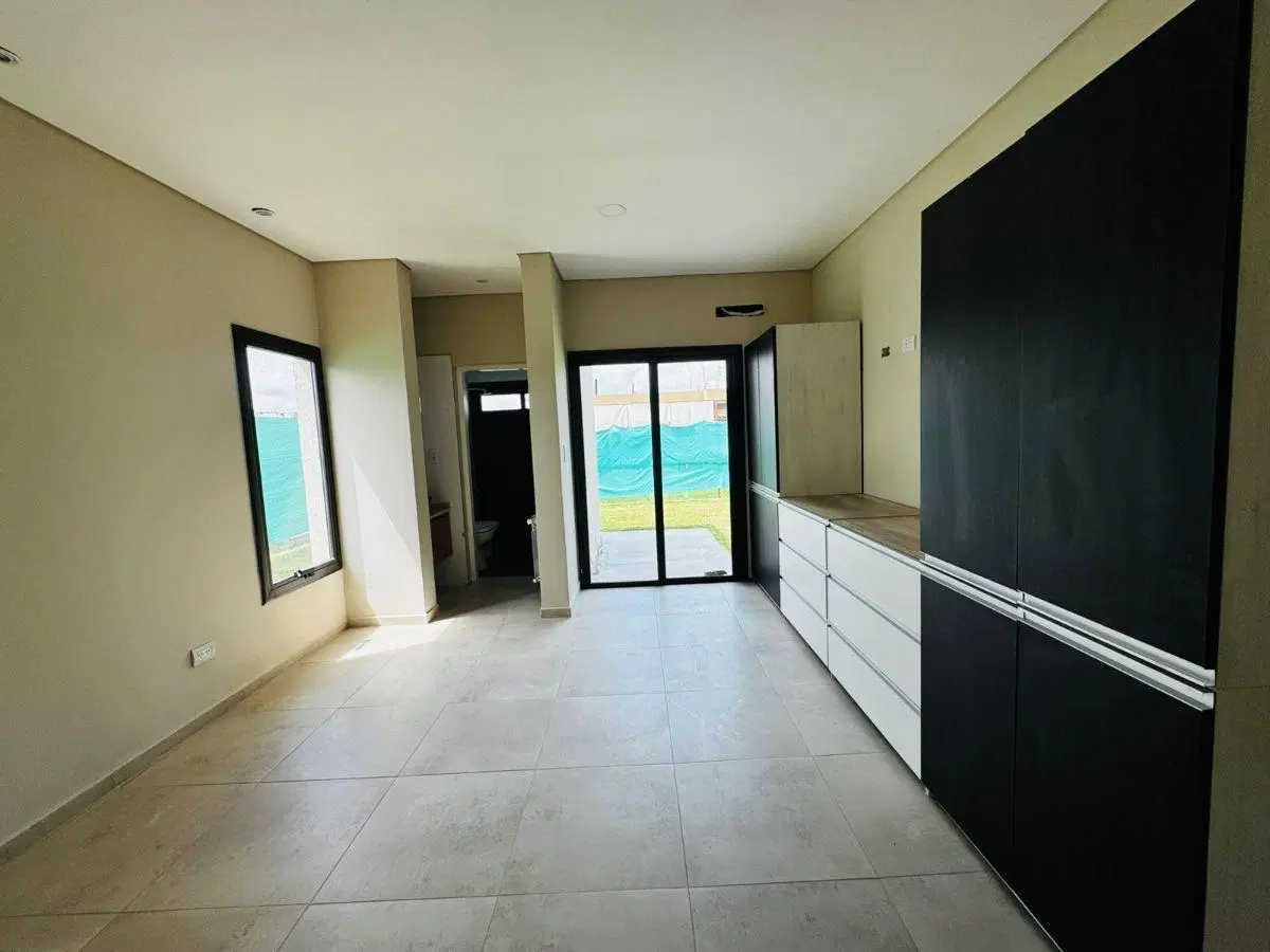Casa en alquiler a estrenar Pinares de Furlotti Calidad y Diseño Moderno 3