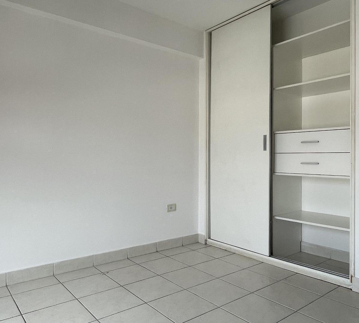 Foto de Departamento en alquiler centro muy cerca de patio olmos, imagen 1