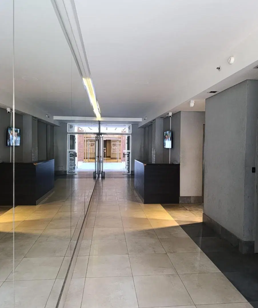 Venta Departamento 1 dormitorio con balcon Torre Genesis 4-5 Bº Centro 5