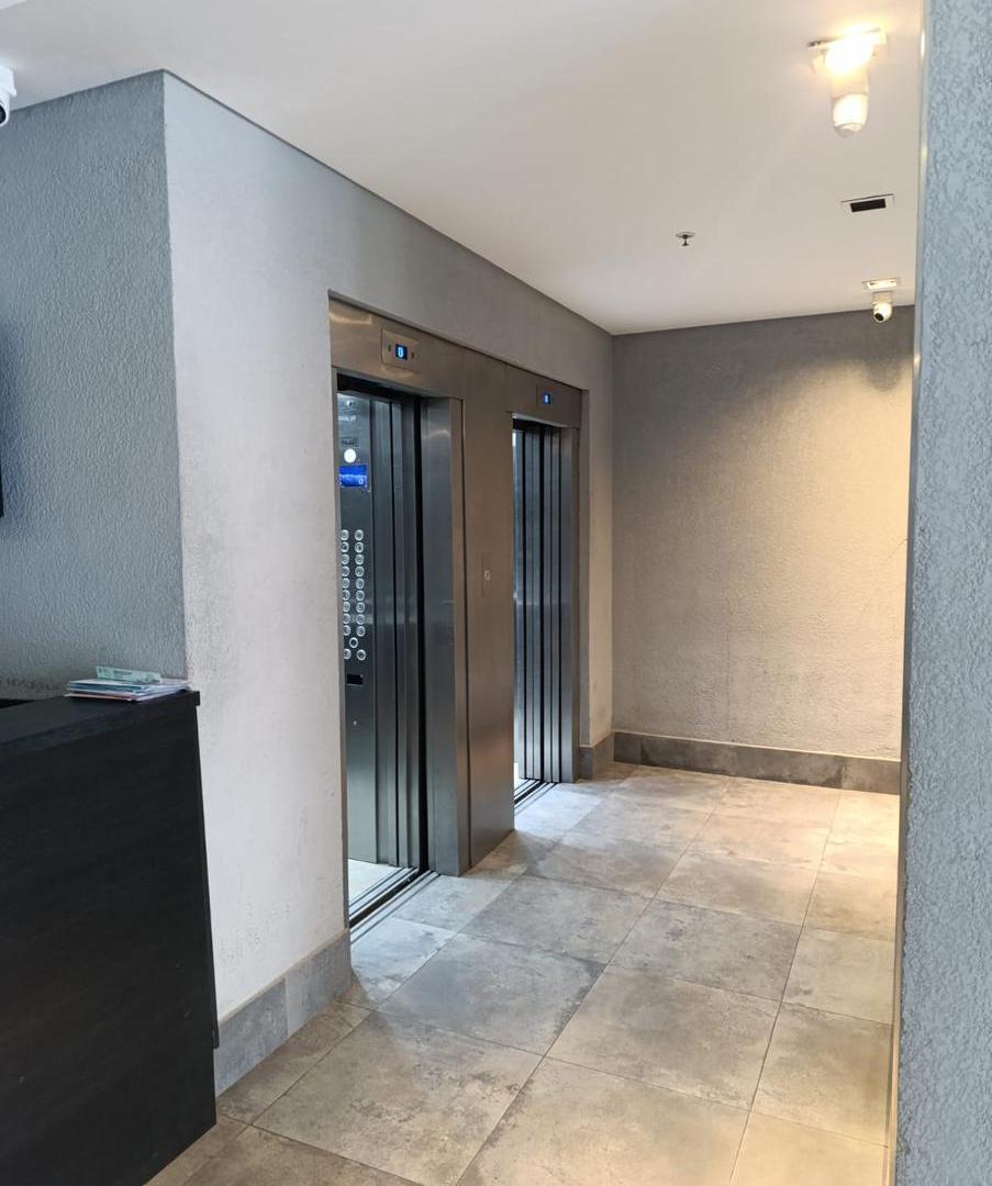 Foto de Venta Departamento 1 dormitorio con balcon Torre Genesis 4-5 Bº Centro, imagen 3