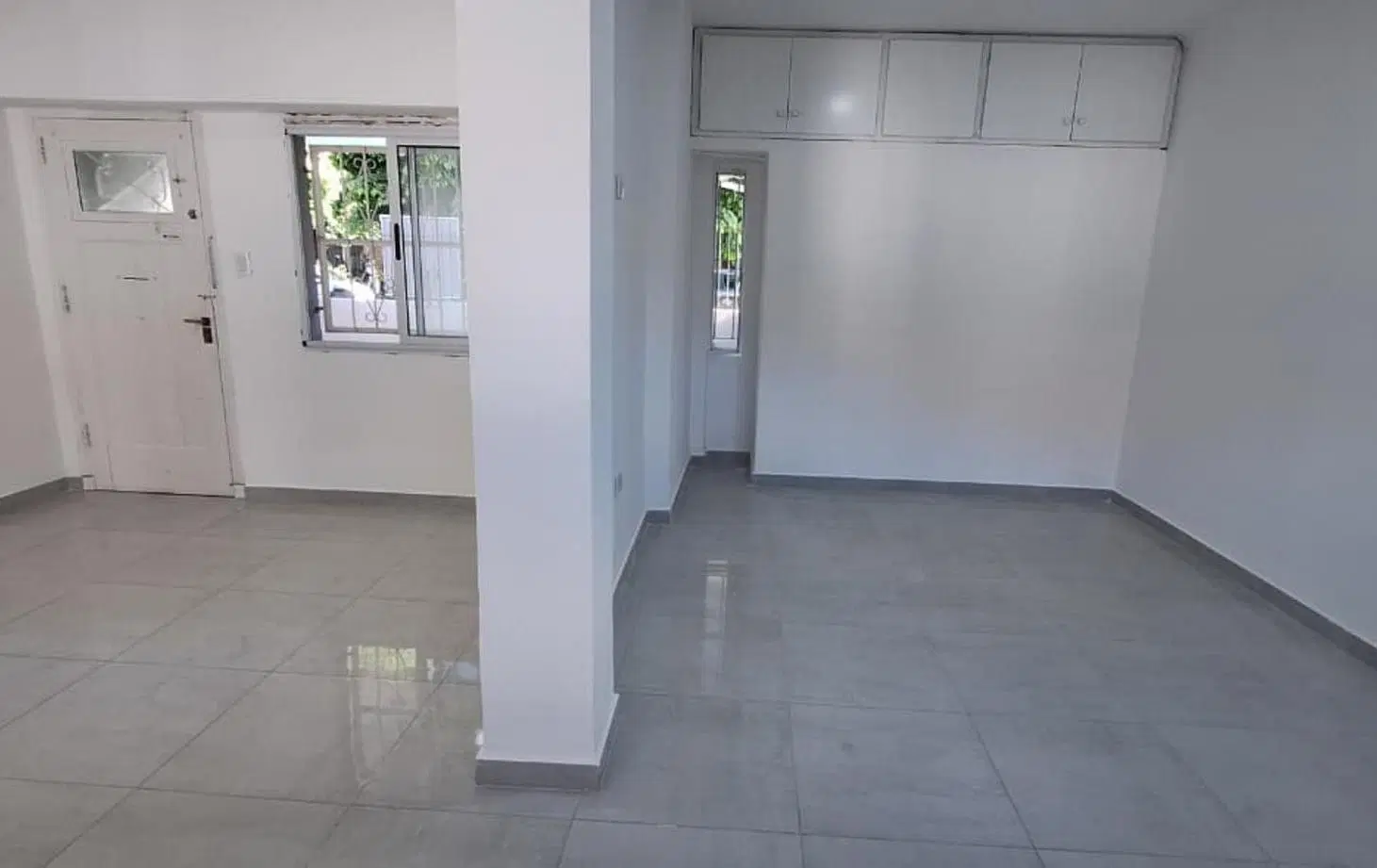 venta casa tres ambientes con garage y quincho zona Parque Luro 1