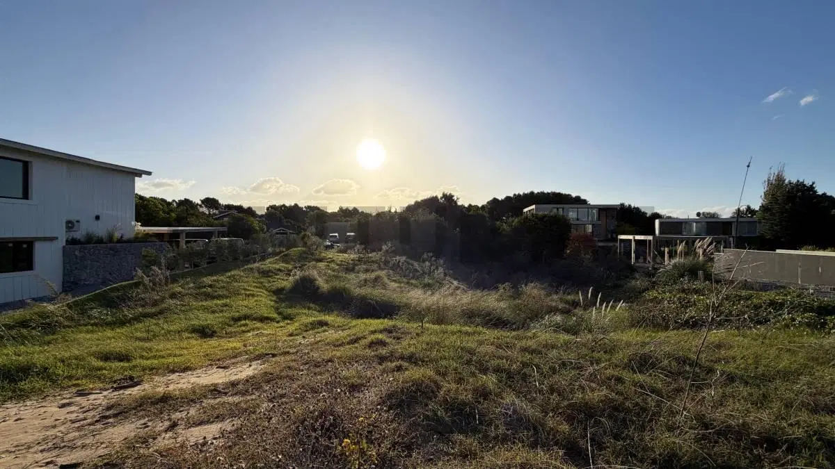 LOTE EN EXCLUSIVIDAD CERCA DEL MAR EN COSTA ESMERALDA RESIDENCIAL 2 2