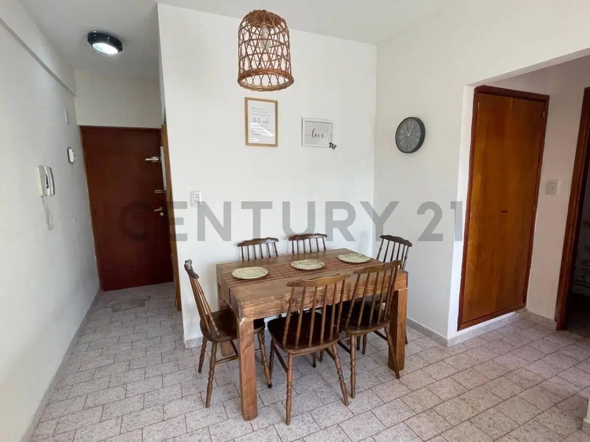 Departamento en Venta 2 ambientes con cochera ubicación céntrica en San Bernardo 2
