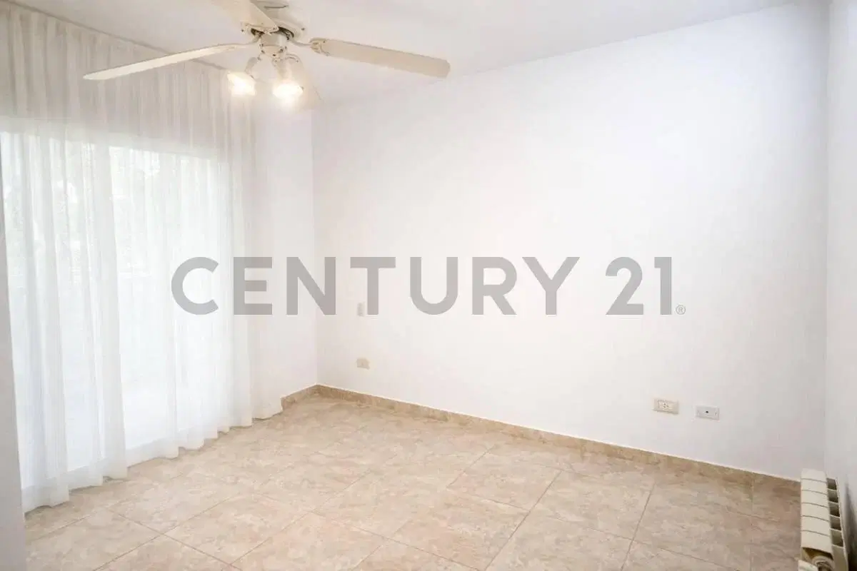 AMPLIO DEPARTAMENTO 2 AMBIENTES CALLE VALLE FERTIL PINAMAR 8