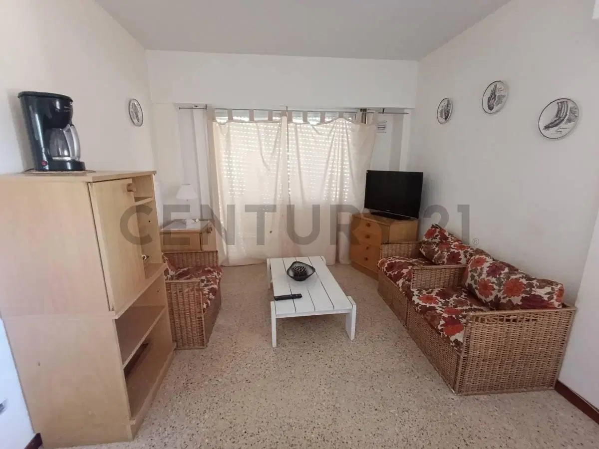 Venta Departamento tipo Duplex con cochera y gas natural Zona Céntrica San Bernardo 5