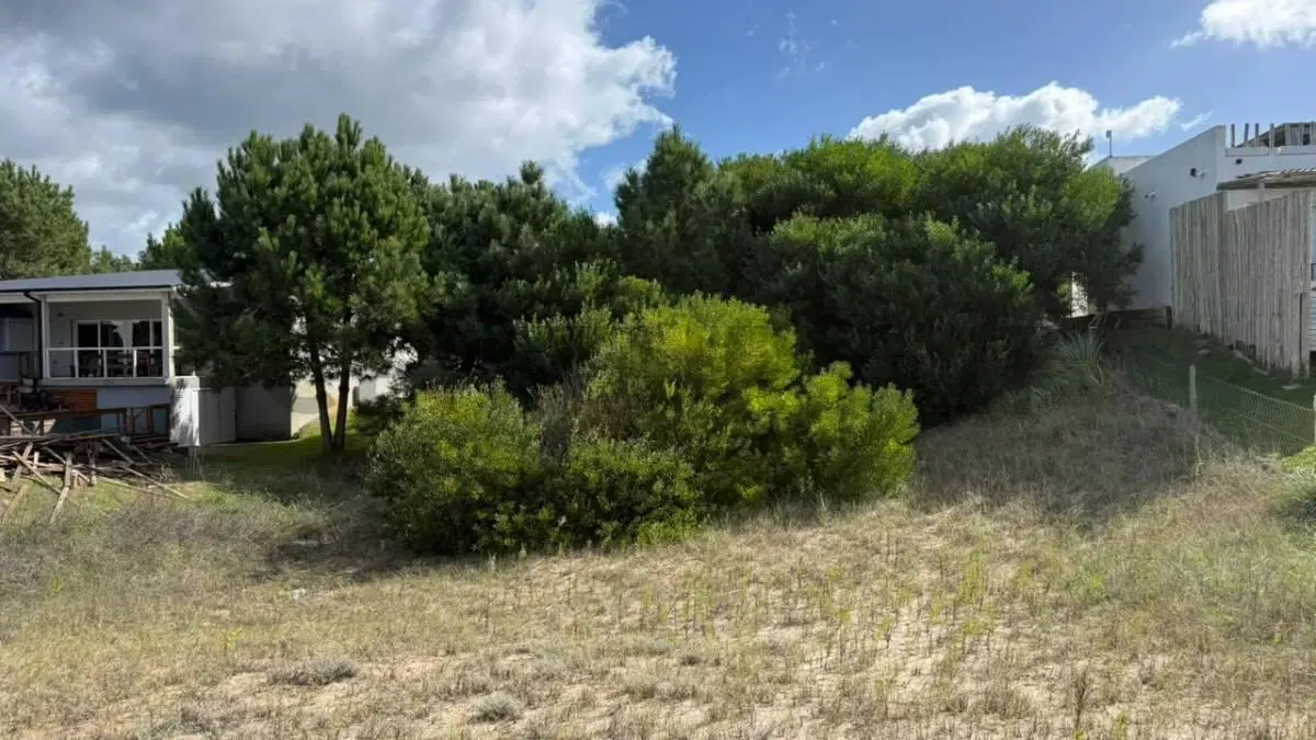 VENTA LOTE COSTA ESMERALDA BARRIO DEPORTIVA 3
