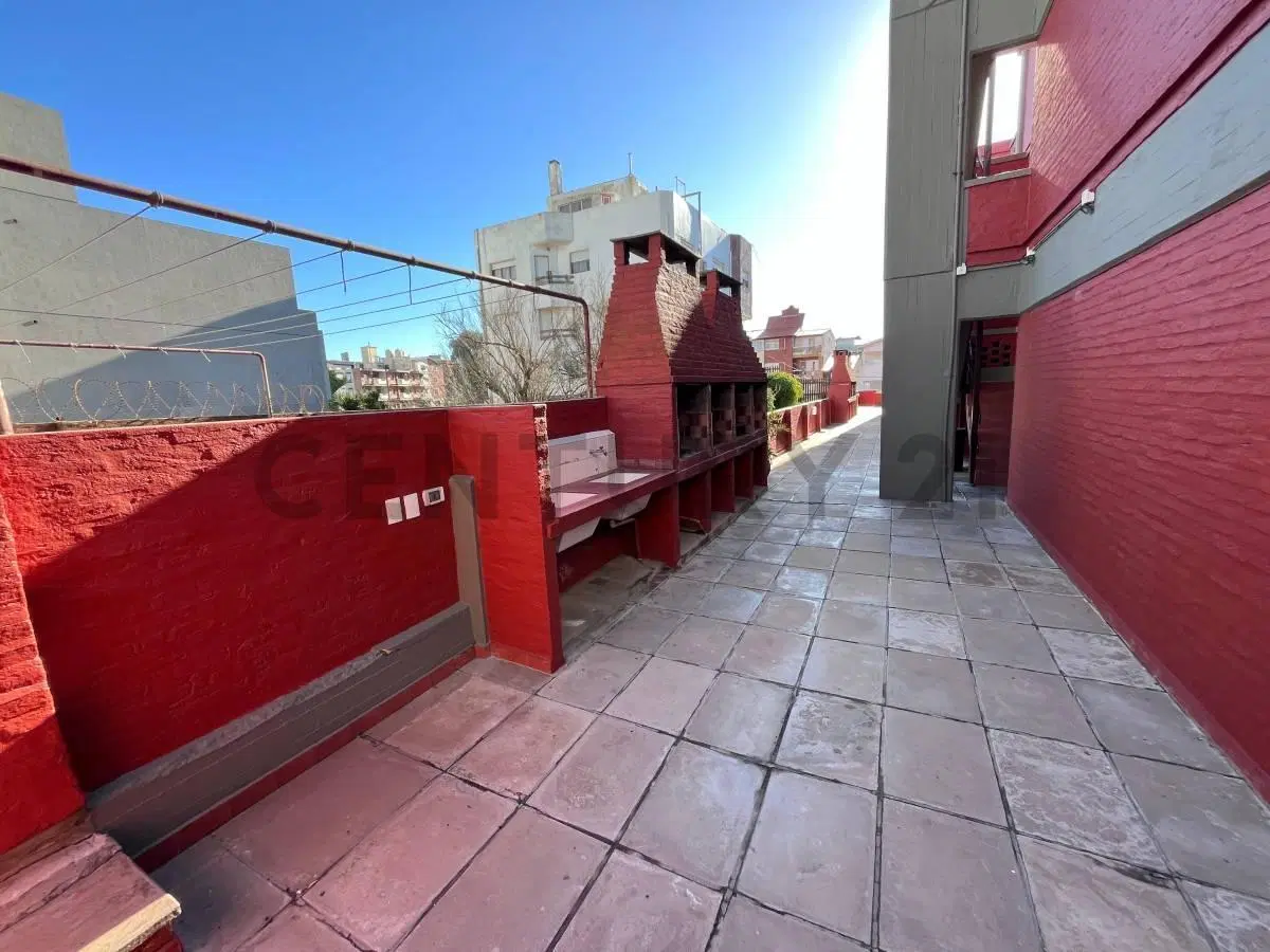 VENTA DE DEPARTAMENTO EN VILLA GESELL 8