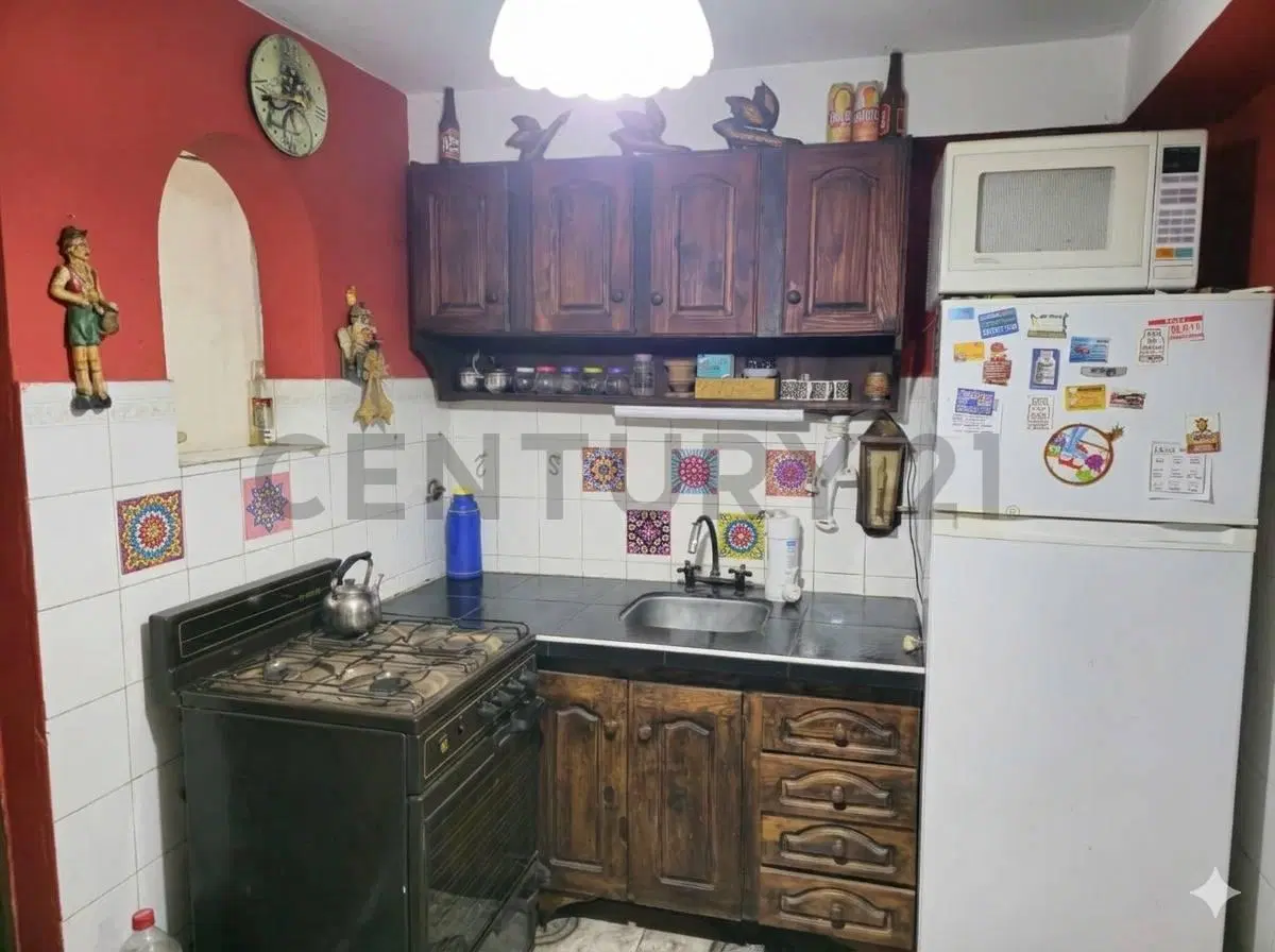 Triplex en Costa Azul - Excelente Ubicación en Obligado y Catamarca con Patio y Parrilla 4