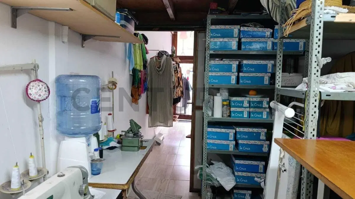Venta Local comercial con monoambiente Pinamar Centro 4
