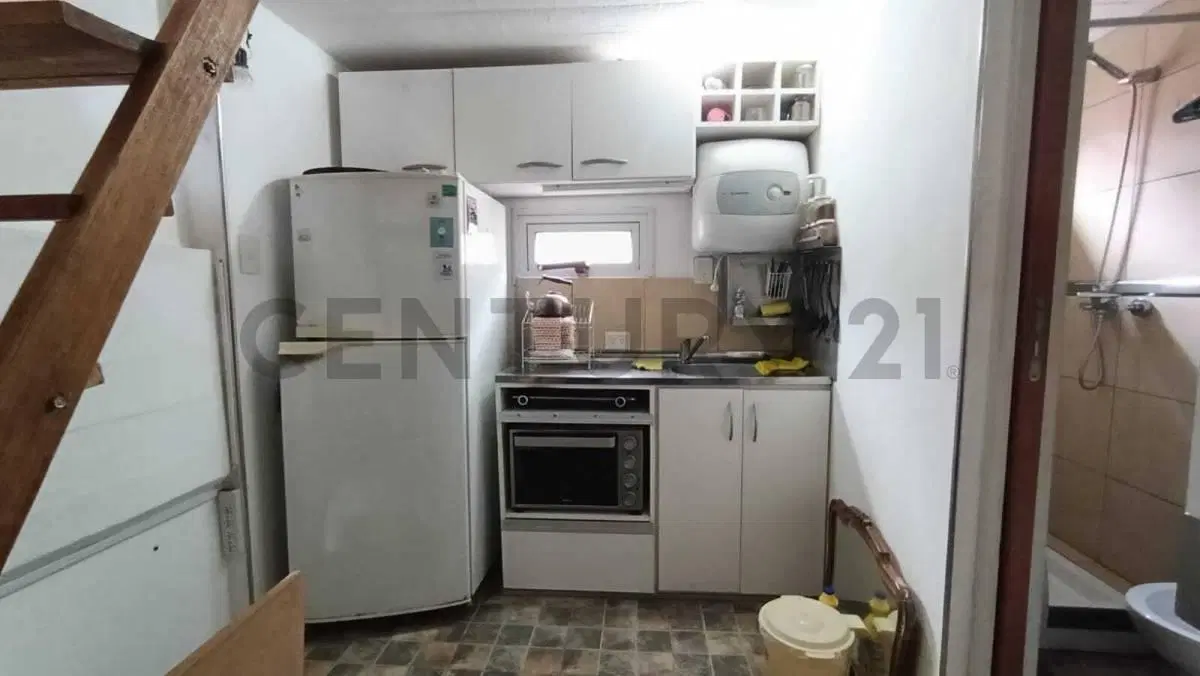Venta Local comercial con monoambiente Pinamar Centro 3