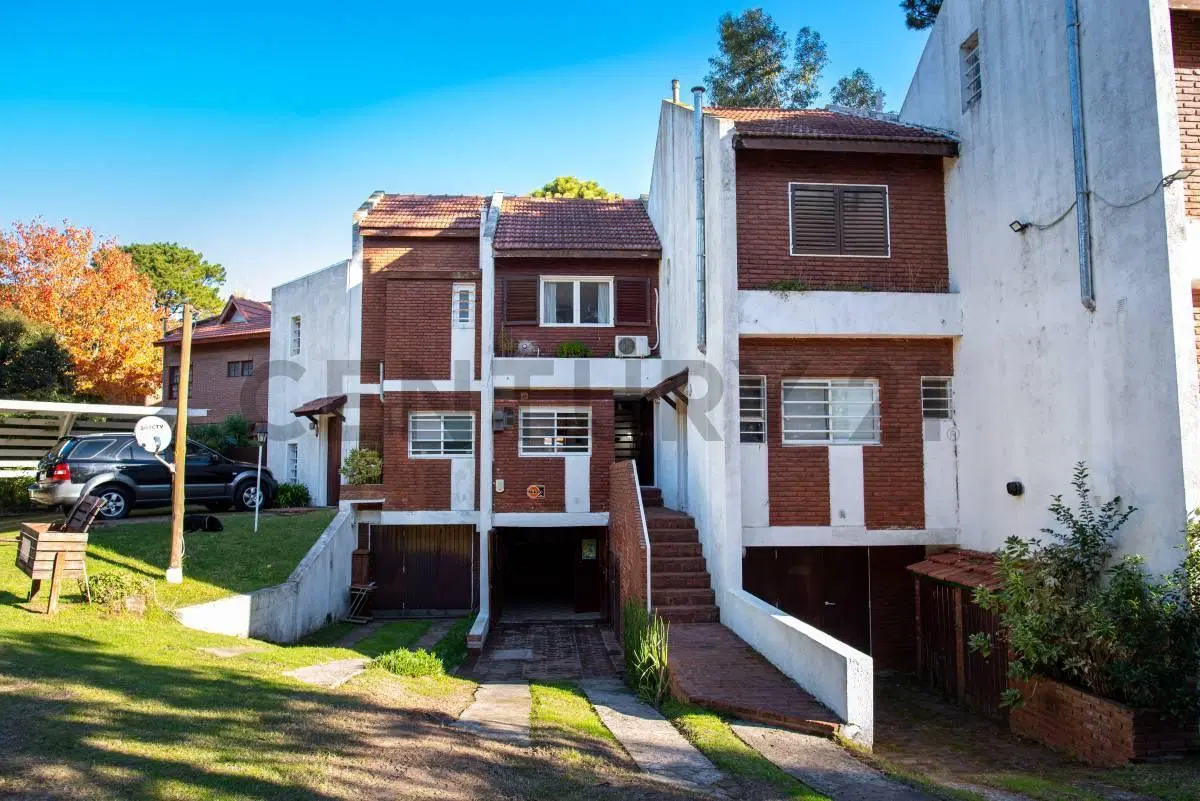 Venta Departamento Tríplex 2 ambientes más altillo versátil Zona Dúplex Pinamar 2