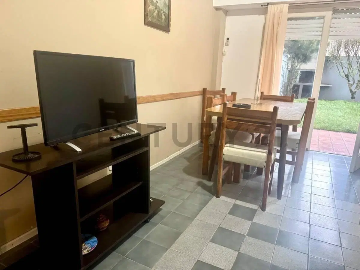 Departamento en venta 3 ambientes frente al mar con parque y gas natural en Santa Teresita 4